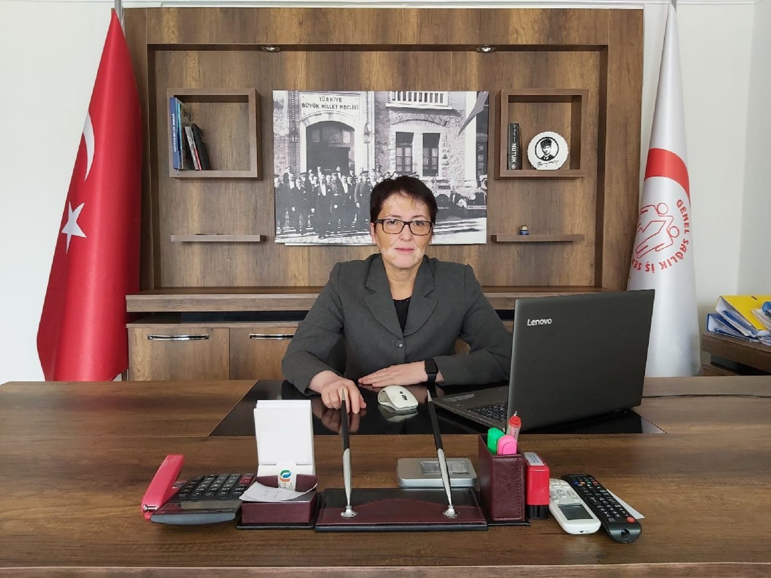 Genel Sağlık-İş’ten Sağlık Çalışanlarının Sorunları Ortaya Koyan Araştırma