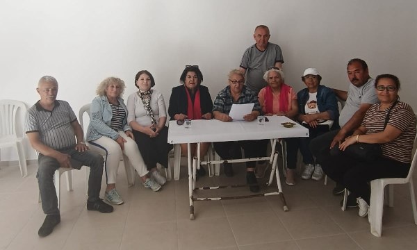 Erat ” Sendika hakkımızdan Vazgeçmiyecegiz!”