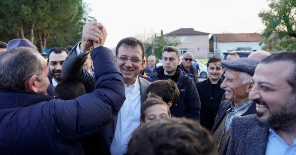 BEYKOZ KÖYLERİNDE VATANDAŞLARLA BULUŞTU