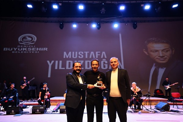 Mustafa Yıldızdoğan Konseri