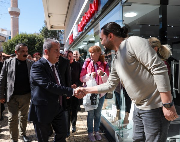 Başkan Muhittin Böcek Kapalı Yol’u gezdi