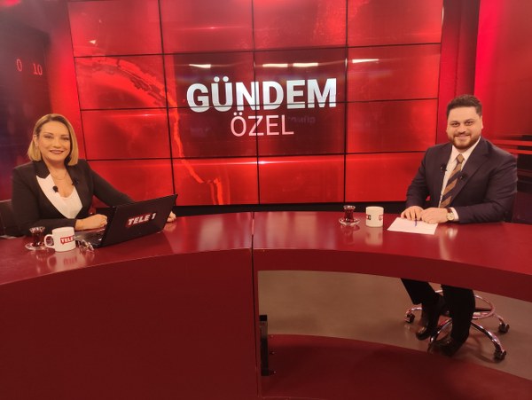Hem inançlıyım, hem ultra Atatürkçüyüm. Bu bazılarını rahatsız ediyor