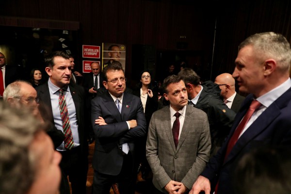 AVRUPA SOSYALİST PARTİSİ ÖZEL OTURUMUNDA KONUŞTU