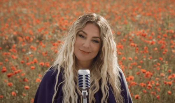 Zeynep Avcı’dan Yeni Single: “Hal Hal”