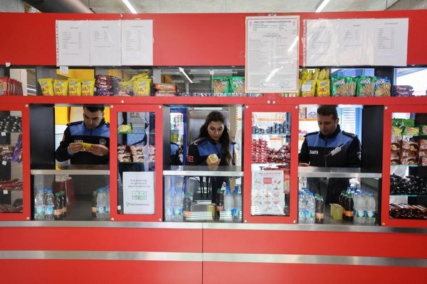 İBB ZABITA EKİPLERİNİN KANTİN DENETİMLERİ SÜRÜYOR