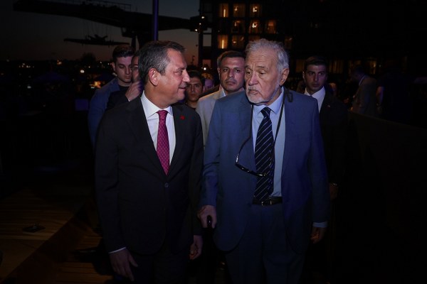 Özgür Özel’den İlber Ortaylı için başsağlığı mesajı