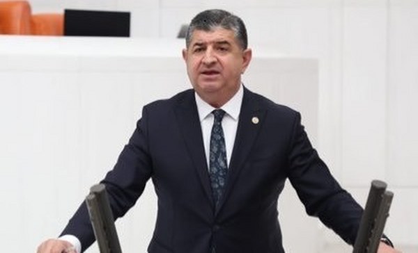 Cavit Arı “Halk Barajın Ne Zaman Tamamlanacağını Soruyor”